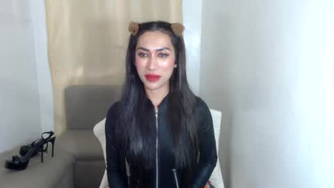 Snapshot of missangelxxx chatting on June 17, 10:54 pm missangelxxx online show from June 17, 10:54 pm