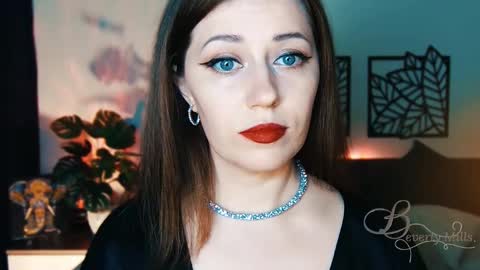 The divine Beverly online show from February 13, 3:14 pm