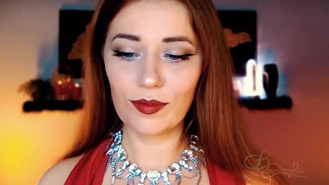 The divine Beverly online show from November 14, 3:49 am