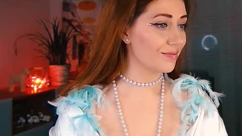 The divine Beverly online show from February 7, 5:55 am