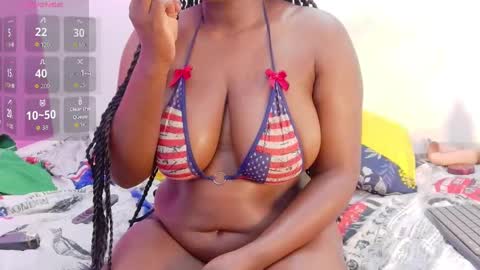 Snapshot of missbnasty_ chatting on October 13, 12:43 am Miss Evelyn online show from October 13, 12:43 am