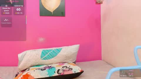 Snapshot of missbnasty_ chatting on November 17, 7:30 pm Miss Evelyn online show from November 17, 7:30 pm