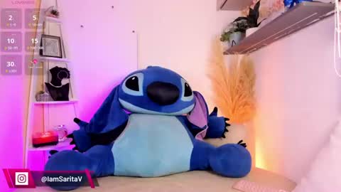Sara Vanegas online show from July 28, 1:32 pm