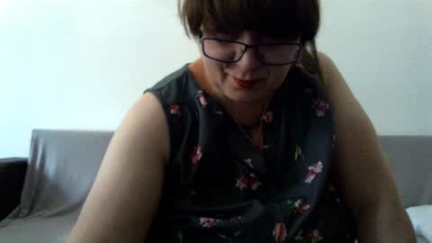 MissCurvyMature online show from July 11, 12:52 pm