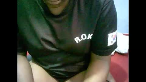 Snapshot of misscuteberry chatting on October 5, 8:01 am VAL online show from October 5, 8:01 am