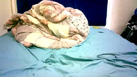 Snapshot of misscuteberry chatting on December 2, 10:20 am VAL online show from December 2, 10:20 am