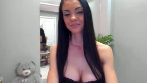 Daisy online show from February 4, 5:35 am