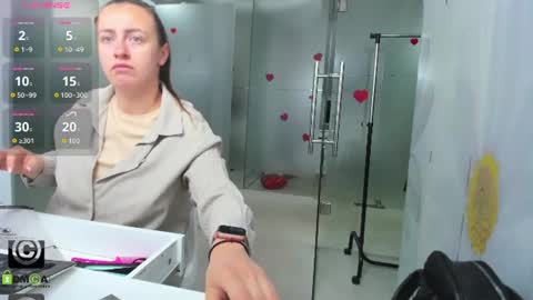 Snapshot of missdominna chatting on July 29, 2:43 am Miss Domina online show from July 29, 2:43 am