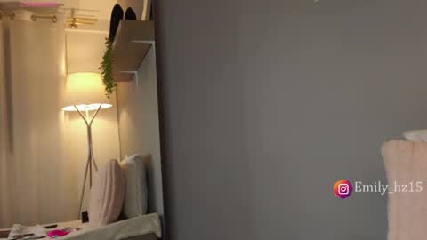 Snapshot of missemily_11 chatting on March 26, 9:59 am Yuliana online show from March 26, 9:59 am