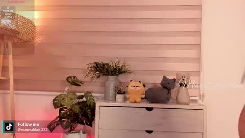 Julieta Arboleda   but i like call me esme online show from September 9, 9:47 pm