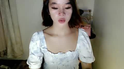 Snapshot of missfantasia chatting on November 28, 1:52 am missfantasia online show from November 28, 1:52 am