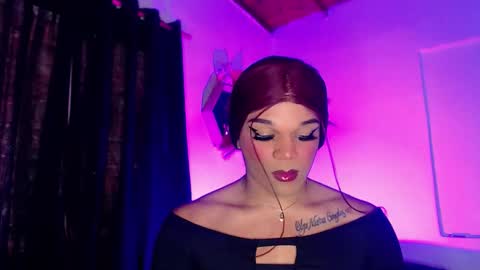 Snapshot of missfer_bigdick chatting on March 15, 6:03 pm Fer online show from March 15, 6:03 pm