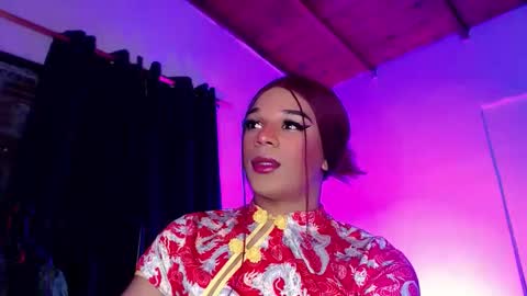 Snapshot of missfer_bigdick chatting on March 21, 10:57 pm Fer online show from March 21, 10:57 pm