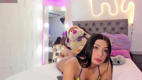 Gisell   Gigi online show from December 17, 3:17 pm