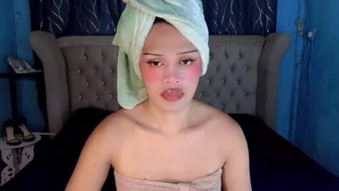 Snapshot of missionary_addiction_cumshot chatting on March 26, 8:09 am im your queen steffie online show from March 26, 8:09 am