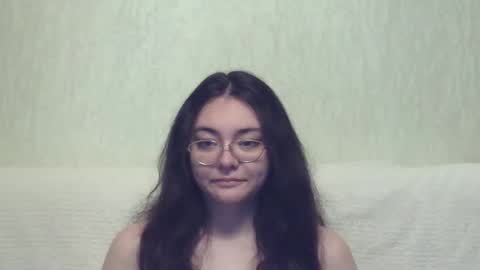 missis mona online show from January 10, 12:15 pm