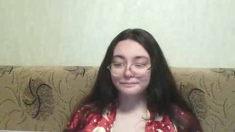 missis mona online show from March 3, 8:21 pm