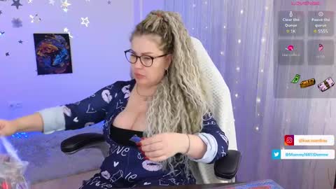 you can call me Mommymy GoddessMiss Kassandra online show from January 19, 4:57 pm