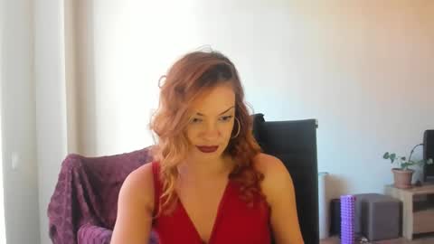 Snapshot of misslilymariaxo chatting on October 22, 11:10 am Mistress Lily Maria online show from October 22, 11:10 am