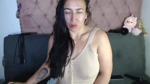 luccy online show from July 27, 11:01 pm