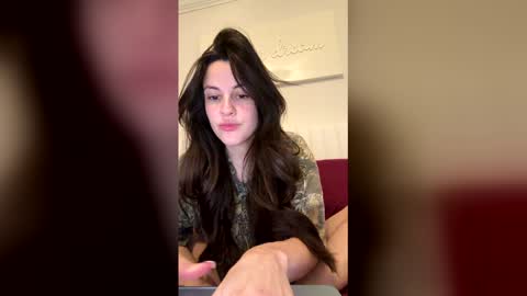 Snapshot of missmadsxx chatting on May 7, 11:48 am MADS online show from May 7, 11:48 am