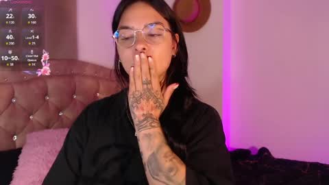 missmariana_ online show from May 16, 12:40 am