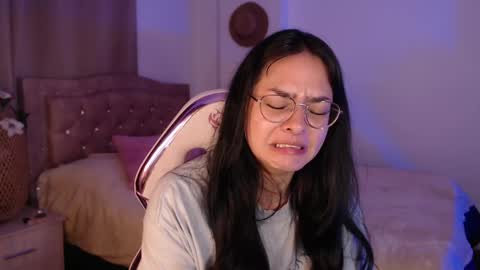 missmariana_ online show from May 18, 4:07 am