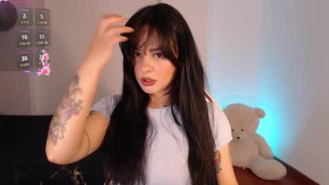 missmariana_ online show from May 26, 11:56 pm