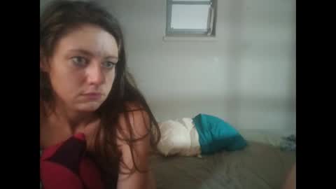 Snapshot of missmeandre chatting on December 1, 3:50 pm 4bdn couple online show from December 1, 3:50 pm