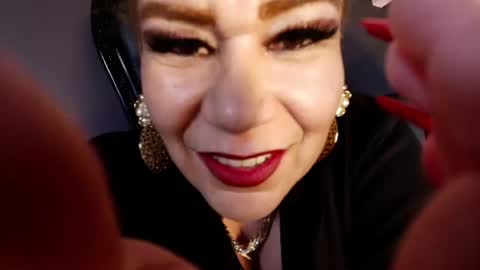 Snapshot of missmelania chatting on June 11, 9:46 pm missmelania online show from June 11, 9:46 pm