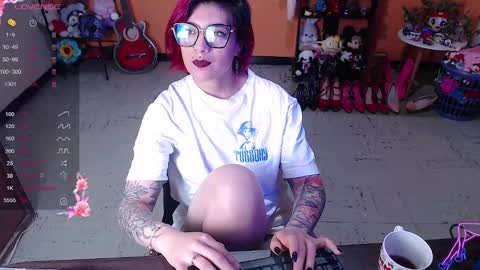 Miss Mia online show from December 7, 10:01 am
