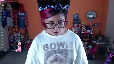 Miss Mia online show from December 13, 2:05 pm