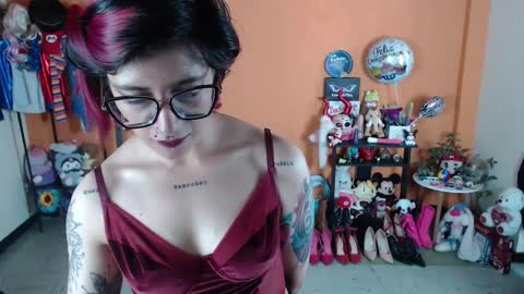 Miss Mia online show from December 29, 4:19 pm