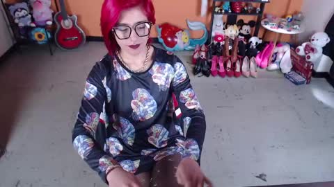 Miss Mia online show from February 1, 1:51 pm