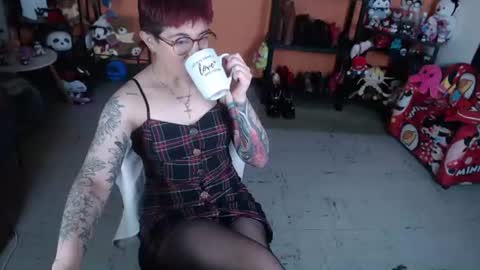 Miss Mia online show from June 15, 1:02 pm