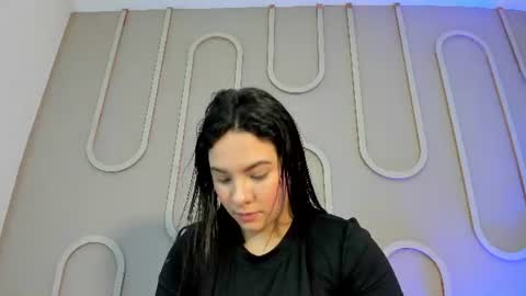 Mia  online show from June 19, 11:47 am