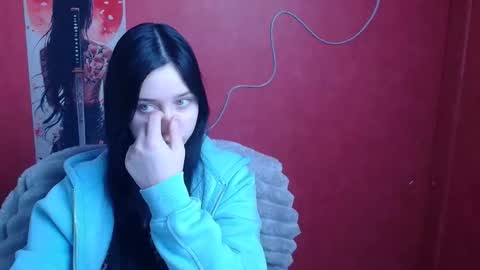 Snapshot of missmiamiss chatting on February 25, 6:45 am Mia online show from February 25, 6:45 am