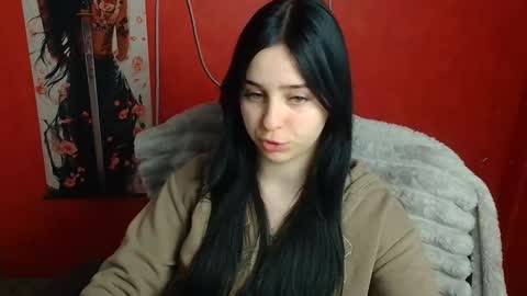 Snapshot of missmiamiss chatting on March 15, 12:33 pm Mia online show from March 15, 12:33 pm