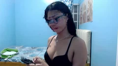 Snapshot of missminervaa chatting on April 18, 7:07 pm missminervaa online show from April 18, 7:07 pm