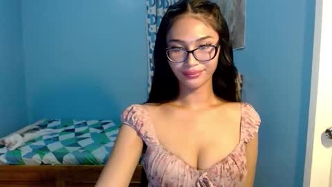 Snapshot of missminervaa chatting on May 9, 8:14 pm missminervaa online show from May 9, 8:14 pm