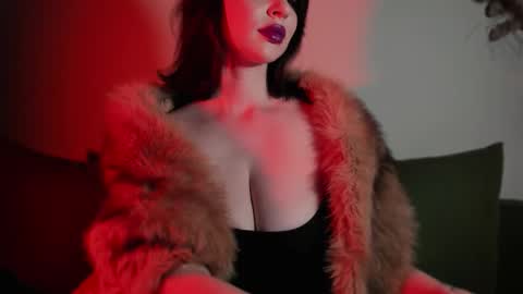   online show from November 1, 1:46 pm