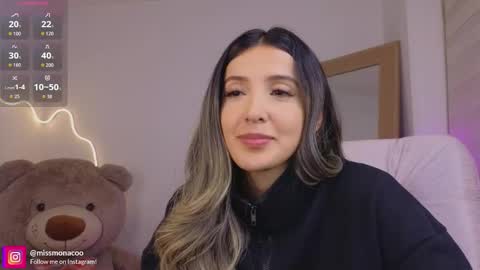 Snapshot of missmonaco chatting on March 5, 12:39 am Emma Rivera online show from March 5, 12:39 am