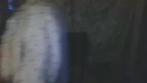 Snapshot of missmoonmagic13 chatting on November 17, 2:28 am Maxxx online show from November 17, 2:28 am