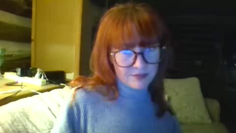 Snapshot of missmoonmagic13 chatting on February 17, 4:53 am Maxxx online show from February 17, 4:53 am