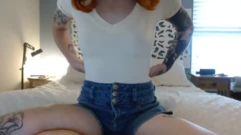 Snapshot of missmoonmagic13 chatting on July 20, 10:23 pm Maxxx online show from July 20, 10:23 pm