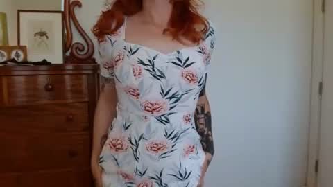 Snapshot of missmoonmagic13 chatting on July 25, 7:44 pm Maxxx online show from July 25, 7:44 pm