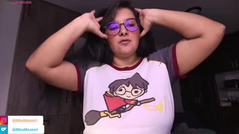 MissMoon online show from November 10, 11:59 pm