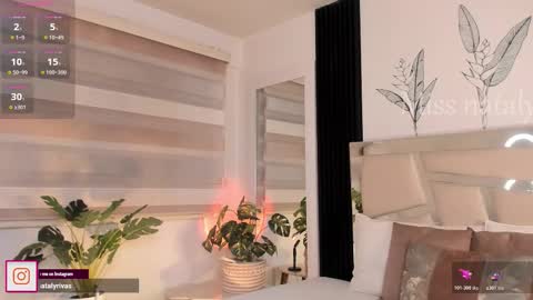Snapshot of missnataly_ chatting on February 17, 10:27 pm Nataly Rivas online show from February 17, 10:27 pm