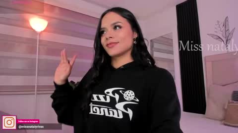 Snapshot of missnataly_ chatting on May 22, 11:10 pm Nataly Rivas online show from May 22, 11:10 pm