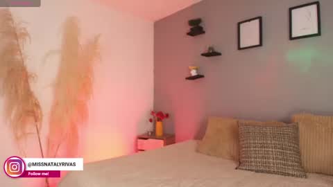Snapshot of missnataly_ chatting on June 23, 12:19 am Nataly Rivas online show from June 23, 12:19 am
